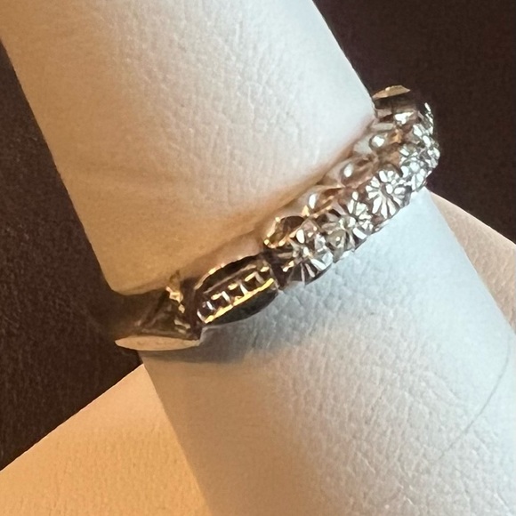 PLATINUM TEXTURED RING / BAND - Picture 9 of 12